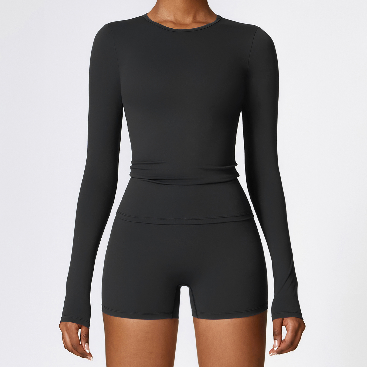 Manches longues noires