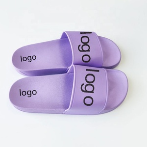 2023 Private Label OEM Plain Casual doccia pantofole da bagno per uomo Unisex estate personalizza Logo pantofole in PVC viola - Product Image 5