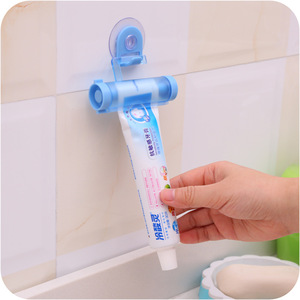 Dispensador <span class=keywords><strong>de</strong></span> pasta <span class=keywords><strong>de</strong></span> dientes enrollable, tubo exprimidor con soporte para ventosa, prensa para crema, Extractor <span class=keywords><strong>de</strong></span> cosméticos, dispositivo <span class=keywords><strong>de</strong></span> baño, novedad <span class=keywords><strong>de</strong></span> <span class=keywords><strong>2022</strong></span> - Product Image 3