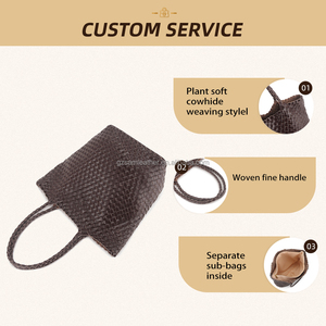 Sac fourre-tout tissé à la main en cuir de vache véritable pour femmes - Product Image 3