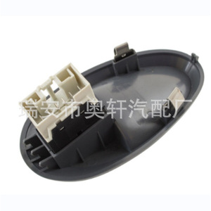 สวิตช์ยกกระจกข้างผู้โดยสาร Iveco รุ่น 939526345 500321135 สำหรับเปลี่ยนซ่อม - Product Image 2