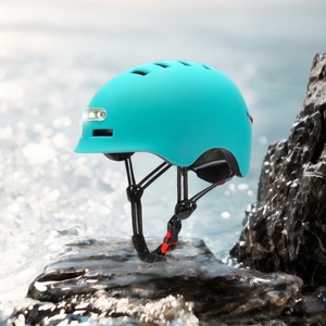 Casque intelligent ABS à prix d'usine avec lumières LED pour le skateboard, le cyclisme et les vélos électriques - Product Image 4
