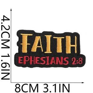 Parche Termoadhesivo Bordado en Rosa y Negro con Texto en Inglés 'Always Happy' y Palabras Inspiradoras 'Love Never Fails' para Ropa - Product Image 6