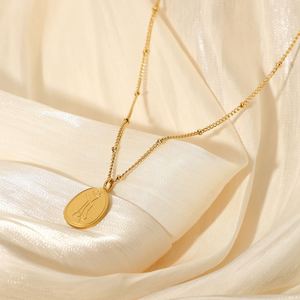 Collier pour femme en acier inoxydable doré, style rétro, avec pendentif fleur marguerite gravé sur mesure - Product Image 5