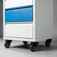 Armoire mobile de laboratoire en acier à trois tiroirs et à bords droits, de couleur bleu et blanc, avec roulettes pour postes de travail de laboratoire