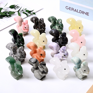 Vente en gros de sculptures d'animaux en pierre de quartz naturelle, sculptures de cristaux d'écureuils mignons pour la décoration de la maison - Product Image 1