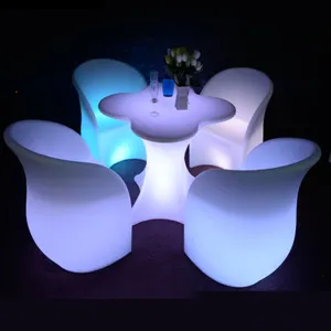 Restaurant Stoel Rgb Verlichting Meubelen Vlinder Stoel Balkon Sectionele Sofa Lichtgevende Tafel Fauteuil Met Kleur Lamp