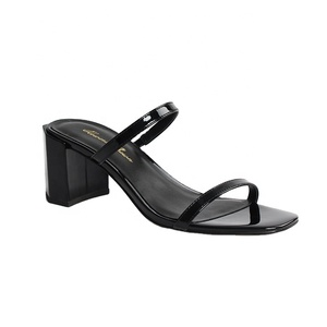 Nuova moda scarpe <span class=keywords><strong>sandali</strong></span> donna Sexy di lusso estate punta quadrata <span class=keywords><strong>tacco</strong></span> alto Slide pantofola con punta aperta a punta aperta <span class=keywords><strong>tacco</strong></span> <span class=keywords><strong>medio</strong></span> - Product Image 1