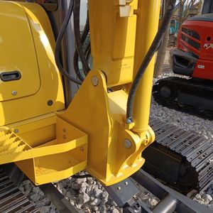 KOMATSU PC56 Mini Excavadora sobre orugas Venta en todo el mundo Máquinas usadas Horas DE TRABAJO bajas Los componentes del núcleo incluyen el motor de la bomba del motor - Product Image 2