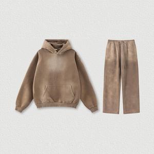 Conjunto de 2 piezas de ropa de boutique para mujer, Conjunto de sudadera con capucha y pantalones de chándal vintage personalizados - Product Image 6