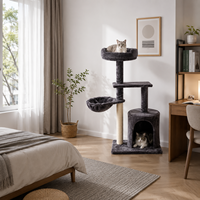 Tour pour chat compacte en peluche avec hamac, niche et griffoir en sisal