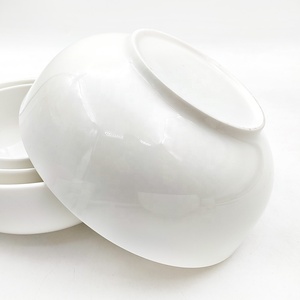 Vente en gros de vaisselle de restaurant avec logo personnalisé, bols ronds en céramique pour dîner, soupe de riz, 4.5/5/6/7/8 pouces, blanc uni - Product Image 1