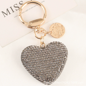 New Heart-shaped Alloy <strong>Keychain</strong> with Creative Diamond Inlaid Heart-shaped Bag Charm Bling Car Keychains - Product Image 4