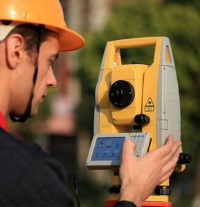 Estación Total SOUTH N7 de Bajo Precio, Instrumento de Topografía de Alta Precisión con Prisma Único de 5000m - Product Image 2