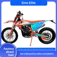 Moto tout-terrain à quatre temps, refroidissement par eau, cylindrée 300 cm³, puissance 19 kW, vitesse maximale 95 km/h, démarrage électrique, frein à disque double