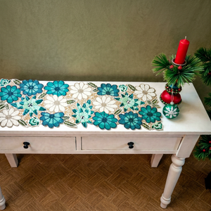 Mantel de tela hecho a mano, forma personalizada, diseño tradicional chino de lujo, ecológico, con patrón bordado en verde y dorado. - Product Image 1