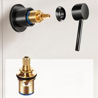 Robinet de lavabo à capteur unique en laiton de luxe moderne Robinet de lavabo en forme de goutte d'eau suspendu au plafond