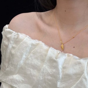 Golden Branches and Jade <b>Leaves</b> Necklace: Traditional Chinese style, electroplated gold <b>leaves</b>, modern Chinese <b>light</b> luxury - Product Image 4