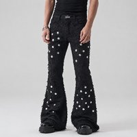 DiZNEW Jeans Premium Homme Effet Vieilli, Coupe Évasée, avec Œillets et Clous Décoratifs, en Denim Texturé, Direct Usine