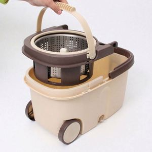 Ensemble de nettoyage de sol domestique : Serpillère rotative à 360° avec manche télescopique réglable en acier inoxydable et seau de 15L avec essorage sur quatre côtés - Product Image 1
