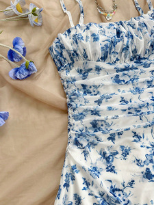 女式时尚碎花印花短裙连衣裙露背露背海滨沙滩风格数码印花度假 - Product Image 2