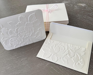 Cartes <span class=keywords><strong>de</strong></span> mariage personnalisées en ivoire avec motifs floraux en relief 3D, enveloppe <span class=keywords><strong>pour</strong></span> toutes <span class=keywords><strong>les</strong></span> occasions, papeterie - Product Image 1
