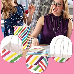 Sacs en papier kraft personnalisés avec poignées, sacs cadeaux arc-en-ciel colorés, sacs à friandises pour fêtes d'anniversaire - Product Image 3