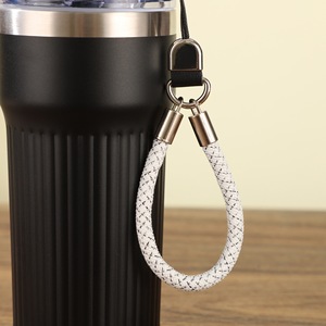 <span class=keywords><strong>Mug</strong></span> de voyage personnalisé en acier inoxydable de 18 oz avec <span class=keywords><strong>action</strong></span> de déclenchement - Tasse à café <span class=keywords><strong>isotherme</strong></span> à double paroi, anti-fuite, pour le sport et les activités de plein air - Product Image 4