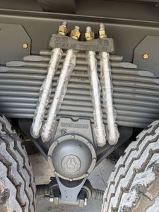 Camión Volquete Howo TX371 6x4 de Segunda Mano, Motor Original Sinotruk de 371HP, Chasis Resistente, Camión Volquete Pesado Usado - Product Image 3