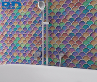 Tuile de mosaïque en verre marocain à effet écaille de poisson, finition brillante mate irisée bleu vert arc-en-ciel, pour crédence de salle de bain et décoration murale de cuisine