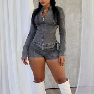 Ensemble 2 pièces décontracté en jean gris rétro, nouvelle mode, extensible, pour femme, avec haut court zippé à manches longues et short assorti avec ceinture - Product Image 1