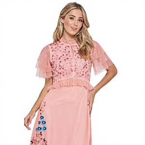 Vestido de Noche Rosa de Gasa con Bordado Floral, Largo Té, Cuello Alto, Cintura Natural, Manga Casquillo de Tul Transparente y Corte en A - Product Image 1