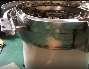 جيدة بعد البيع خدمة اهتزازي فرز اهتزازي عاء ماكينة تلقيم للمعادن المشابك موصل - Product Image 3