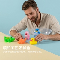 Jouet de bain pour bébé en PVC en forme de poisson de 2 pouces, couineur, flottant, logo personnalisé, 2-4 ans, vente en gros