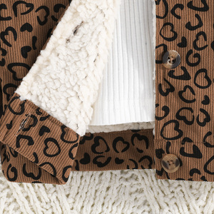 Veste décontractée d'hiver pour bébés filles, écologique, tendance, doublure en peluche imprimée, épaisseur standard, vente en gros d'usine - Product Image 4