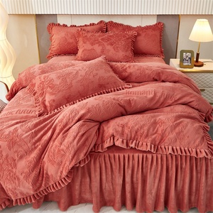 Juego de cuatro piezas de gama alta 300TC, ropa de cama de franela de invierno de terciopelo de leche tallada sólida, funda nórdica de lana Coral de doble cara para el hogar - Product Image 2