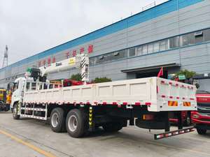 Grue télescopique montée sur camion de 8, 10 et 12 tonnes, personnalisée en usine - Product Image 4