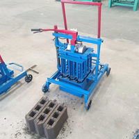 Vente chaude en Afrique : Petite machine à fabriquer des briques mobile 2-45 monophasée, abordable, facile à utiliser, adaptée à un usage domestique.