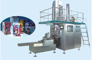 Chaîne de production aseptique efficace élevée de machine de remplissage de jus de briques de carton de tétra - Product Image 6