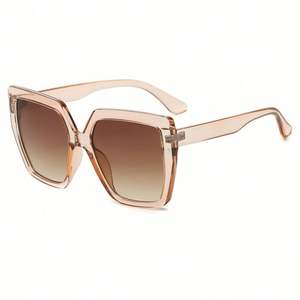 Vente en gros de lunettes de soleil surdimensionnées de luxe personnalisées avec logo, lunettes de soleil carrées de grande taille pour femmes - Product Image 3