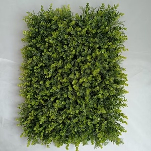 Zhangjiajie Fuyuan Yiwu أفضل جودة جدار أخضر برازيلي أوراق شجرة الكينا ندفة الثلج حصيرة بلاستيكية للتحوط المنزلي - Product Image 2