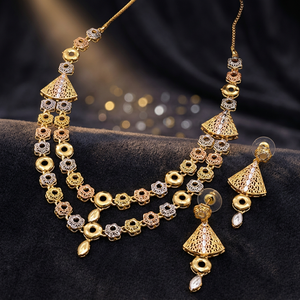 Juego de Joyería de Moda para Boda, Collar Corto y Pendientes en Tres Tonos de Oro, Chapado en Latón Multitono, Venta al Por Mayor - Product Image 3