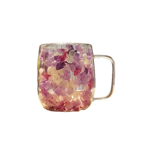 Taza de flores secas en miniatura, taza de café de vidrio de borosilicato de doble pared, regalo creativo para la playa o el hogar - Product Image 4