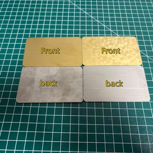 Groothandel op maat gemaakte logo 86*54*0,8 mm vergulde moderne gepolijste roestvrijstalen visitekaartjes laser gegraveerd zakelijk cadeau - Product Image 6