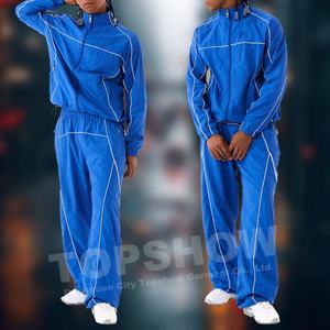 ชุดวอร์มวิ่งสองชิ้นผ้าไนลอนคุณภาพสูงพิมพ์โลโก้ตามสั่ง ซิปสะท้อนแสง สไตล์สตรีทแวร์วินเทจสำหรับผู้ชาย - Product Image 1