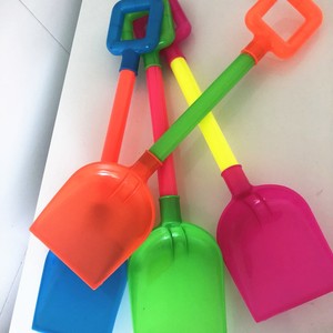 Jouets mignons, grande pelle de plage, outil de jeu pour bébé sur le sable, bord de mer, attraction touristique, jouets pour enfants, vente en gros à un yuan. - Product Image 5