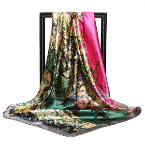 Sciarpa <span class=keywords><strong>di</strong></span> seta personalizzata da donna <span class=keywords><strong>di</strong></span> lusso <span class=keywords><strong>scialle</strong></span> <span class=keywords><strong>di</strong></span> <span class=keywords><strong>marca</strong></span> in raso con stampa Bandana sciarpe <span class=keywords><strong>di</strong></span> raso per donna 90*90cm testa <span class=keywords><strong>di</strong></span> Malesia Hijab - Product Image 2