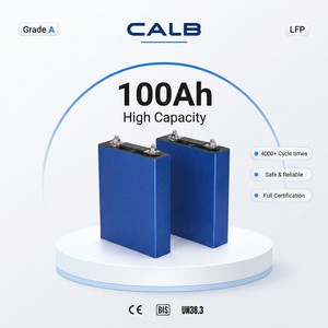Cellule de batterie prismatique LiFePO4 CALB L160F100 3.2V 100Ah, ultra faible IR, grade A, longue durée de <span class=keywords><strong>vie</strong></span> pour stockage d'énergie HV ESS - Product Image 1