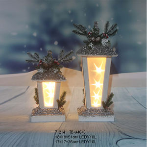 Poste <span class=keywords><strong>de</strong></span> lámpara <span class=keywords><strong>de</strong></span> linterna <span class=keywords><strong>de</strong></span> Casa <span class=keywords><strong>de</strong></span> Navidad <span class=keywords><strong>de</strong></span> madera popular con luces Led para decoración <span class=keywords><strong>de</strong></span> vacaciones festivas - Product Image 1