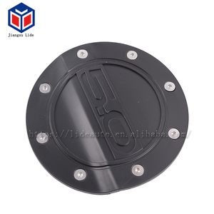 Couvercle noir de réservoir de carburant pour <span class=keywords><strong>Mustang</strong></span> <span class=keywords><strong>GT</strong></span>, 2 pièces, noir avec <span class=keywords><strong>Logo</strong></span> 5.0 pour modèles de 2015 à 2018 - Product Image 5
